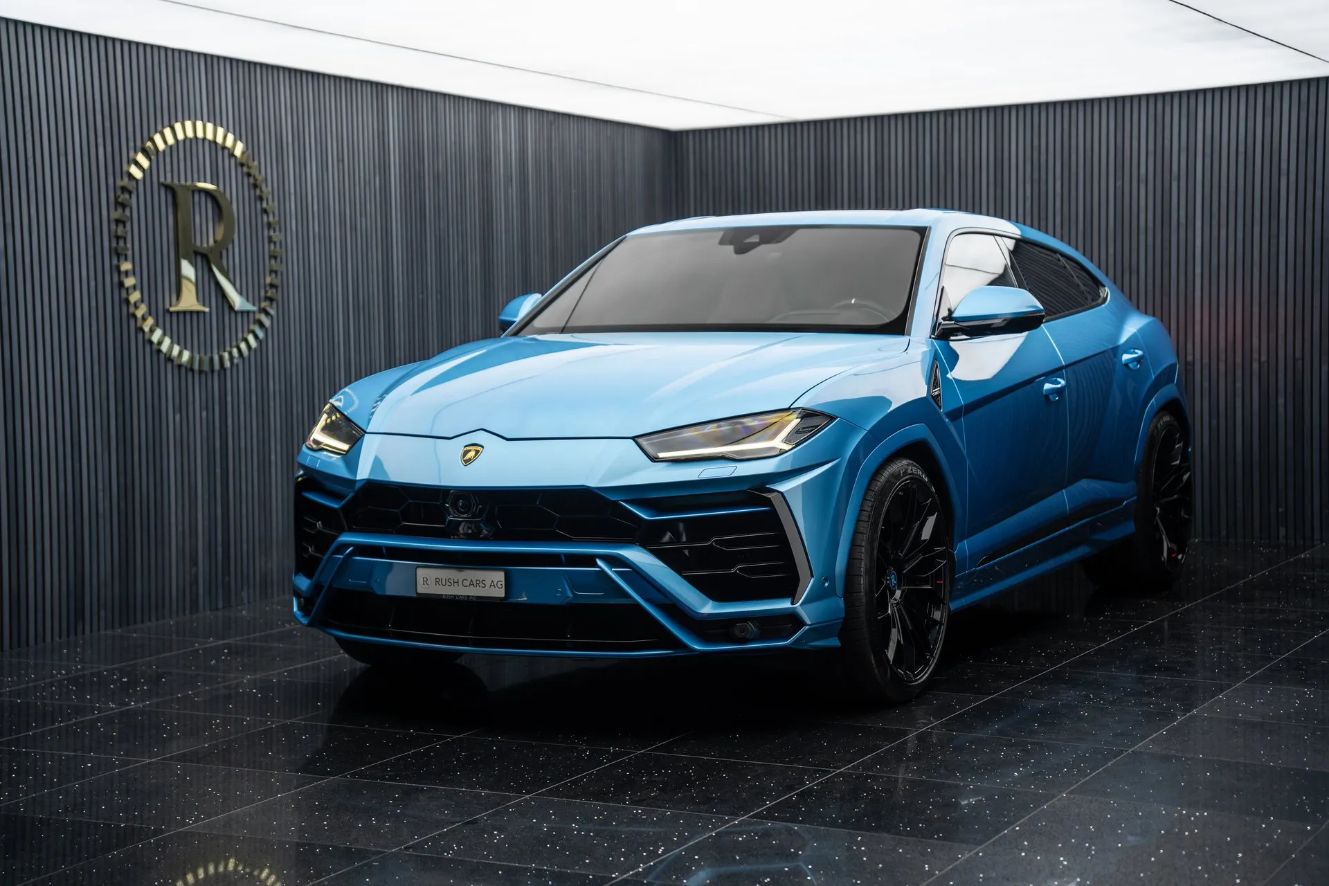 LAMBORGHINI Urus E-Gear